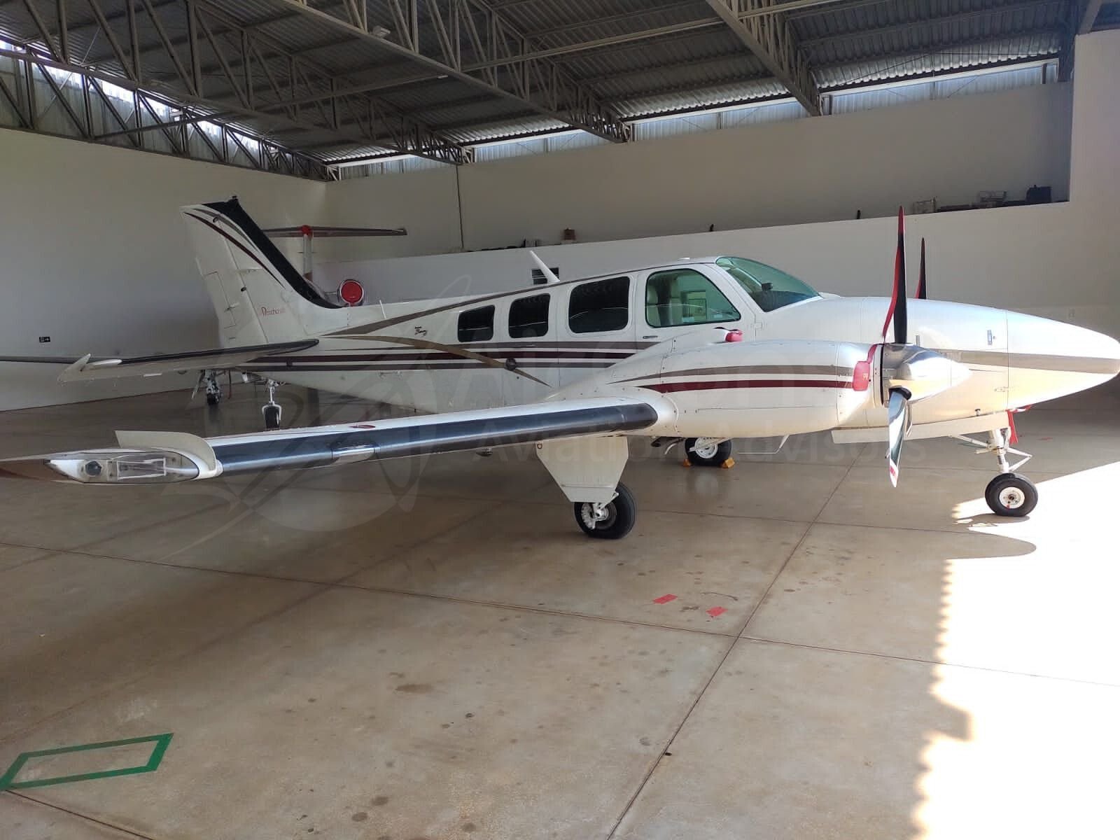 BEECHCRAFT BARON B58 1999 No Aeronavesavenda