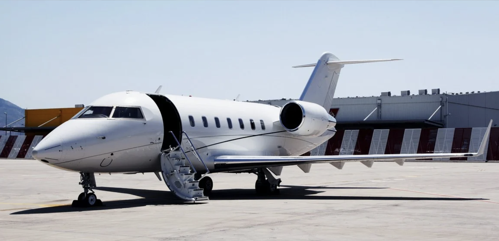 BOMBARDIER CHALLENGER 605 2010 no aeronavesavenda