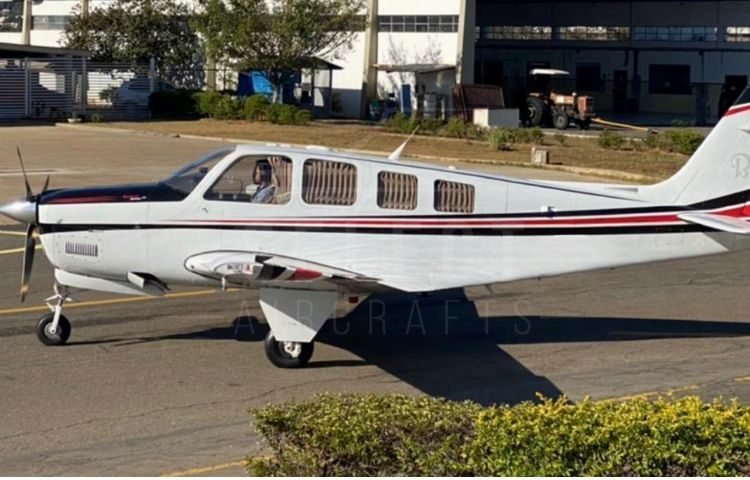 BEECHCRAFT BONANZA G36 2009