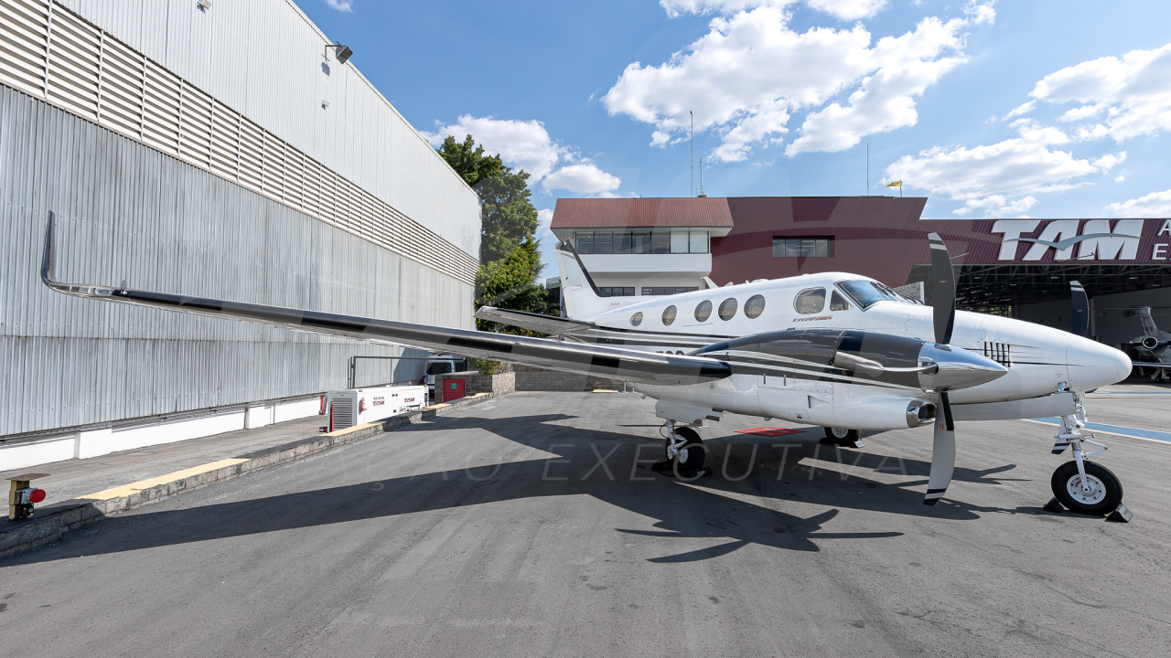 BEECHCRAFT KING AIR C90GTx 2017