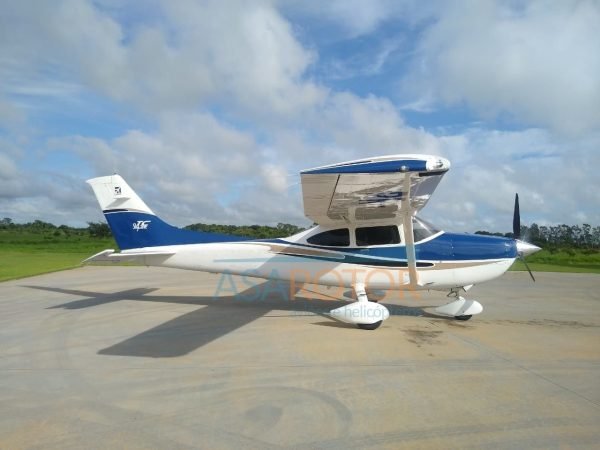 CESSNA SKYLANE T182T TURBO 2004