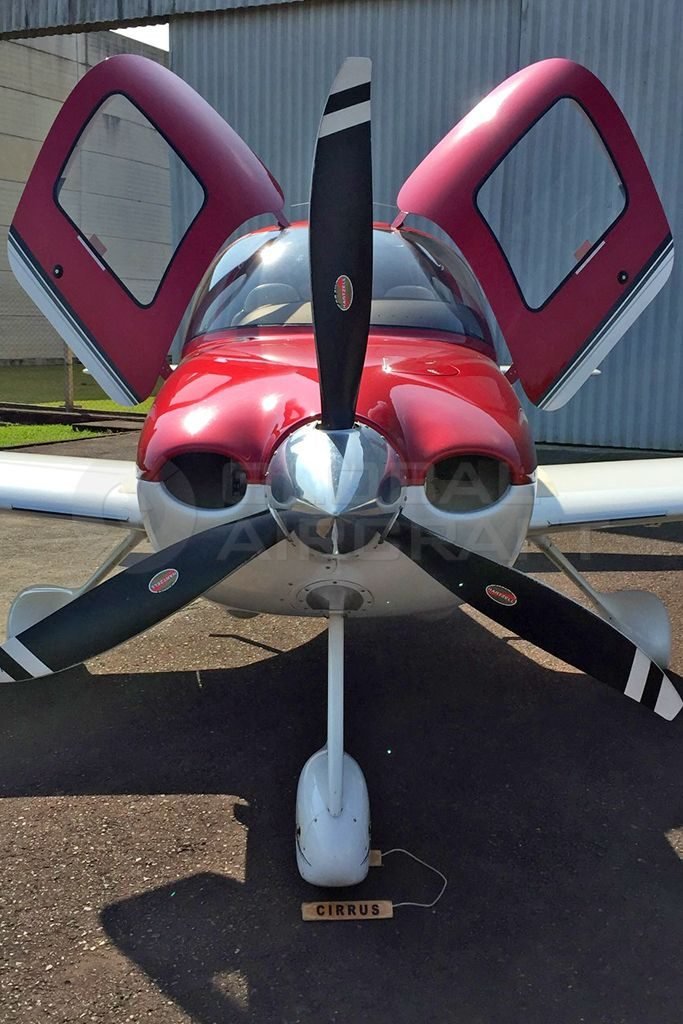 CIRRUS SR22 G3 GTS 2010