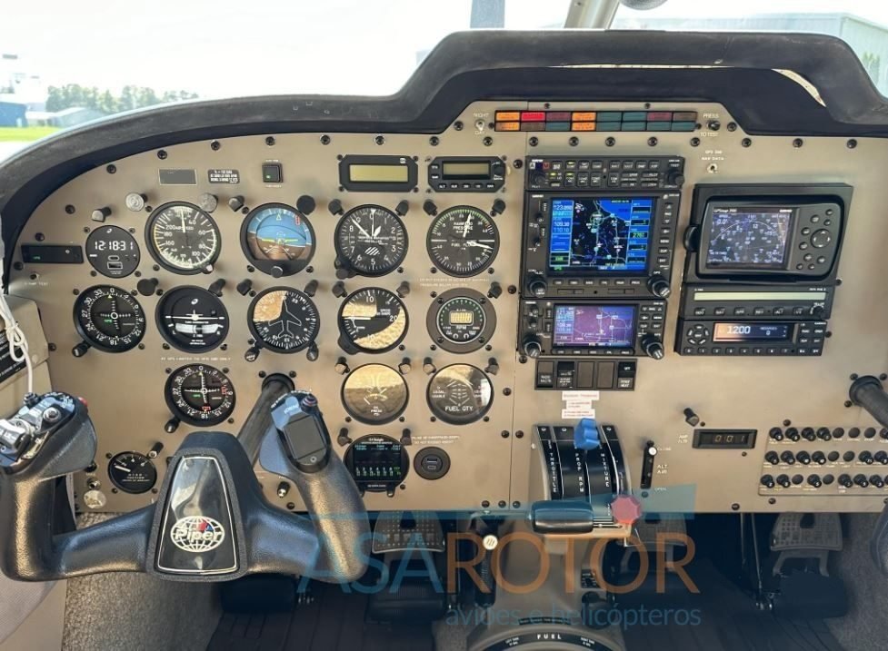 PIPER 6XT 2003