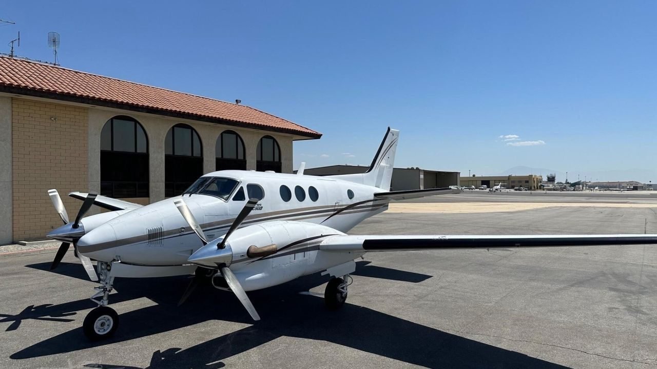 BEECHCRAFT KING AIR C90B 1998