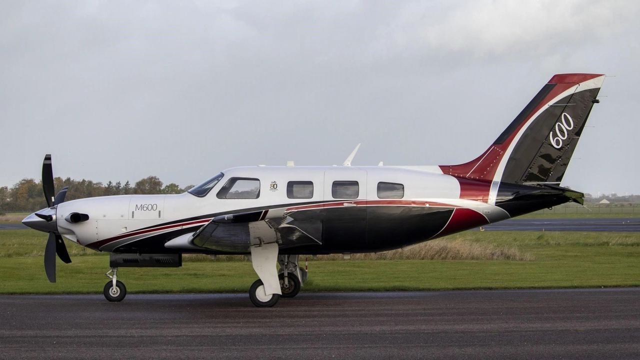 PIPER M600 2017