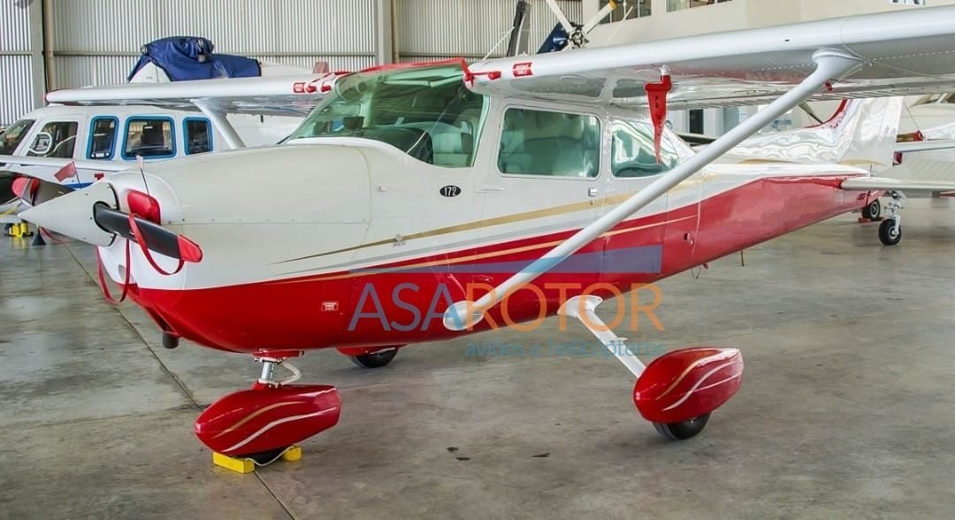 CESSNA 172N SKYHAWK 1977