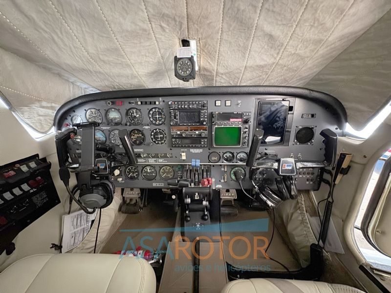 PIPER PA34-200T SENECA II 1975