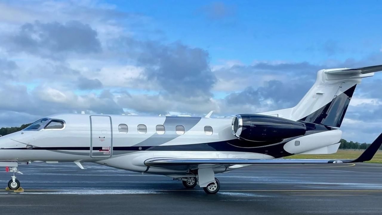 EMBRAER PHENOM 300E 2023