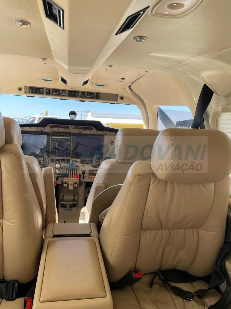 PIPER PA34-220T SENECA V 2005