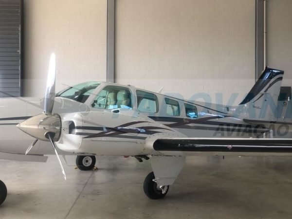 BEECHCRAFT BARON B58 2000