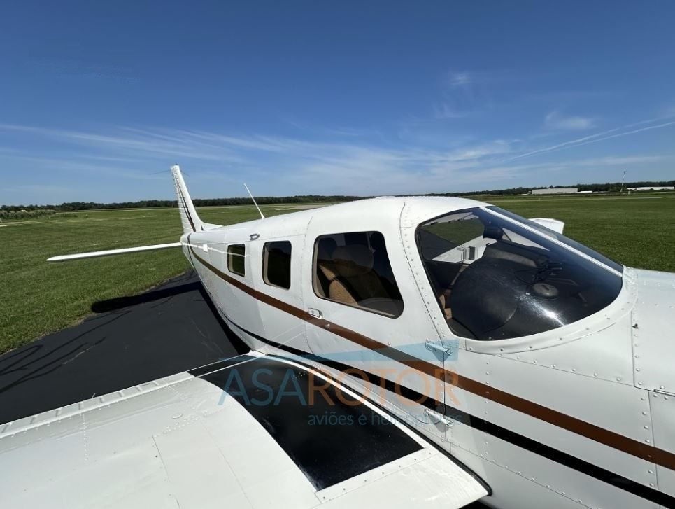 PIPER 6XT 2003