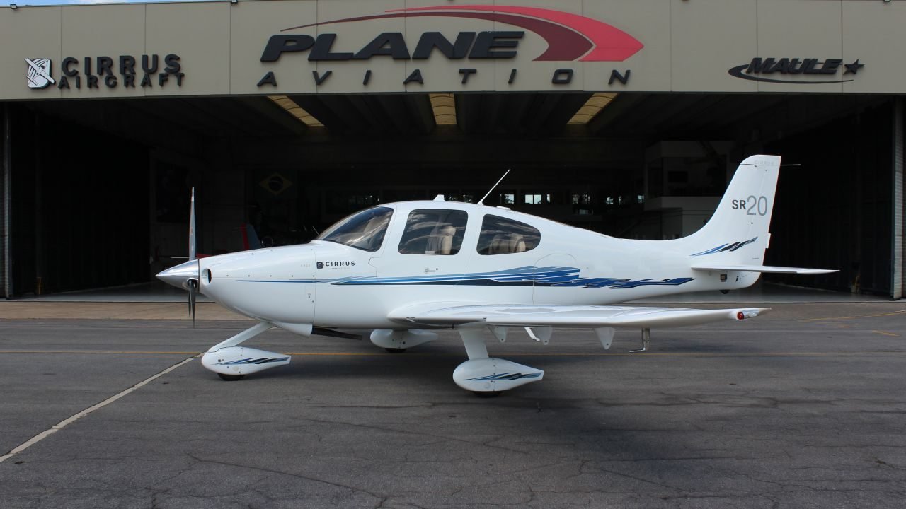 CIRRUS SR20 1999