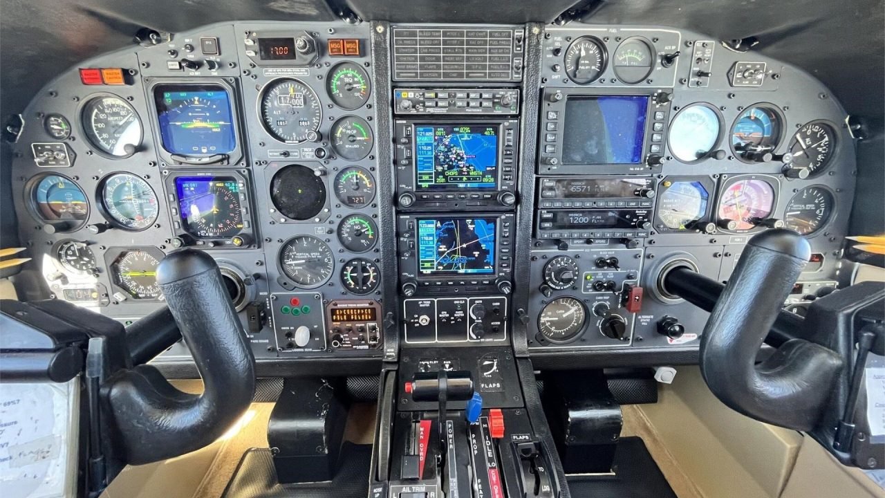 DAHER SOCATA TBM 700B 2002