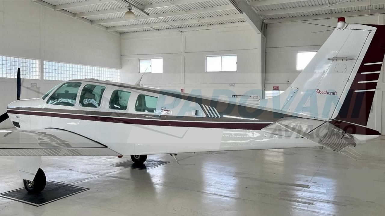 BEECHCRAFT BONANZA A-36 1997