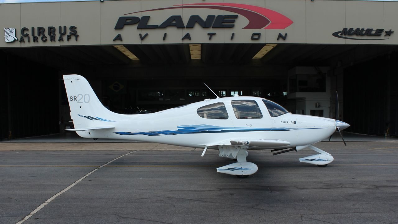 CIRRUS SR20 1999