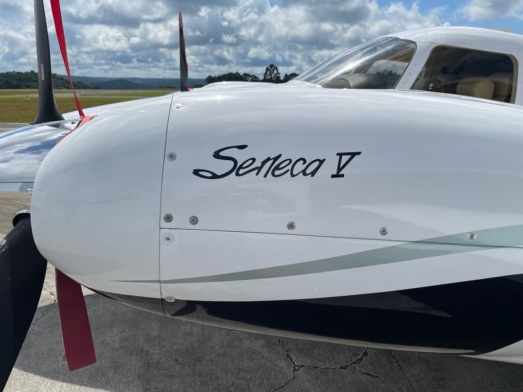 PIPER SENECA V 2013