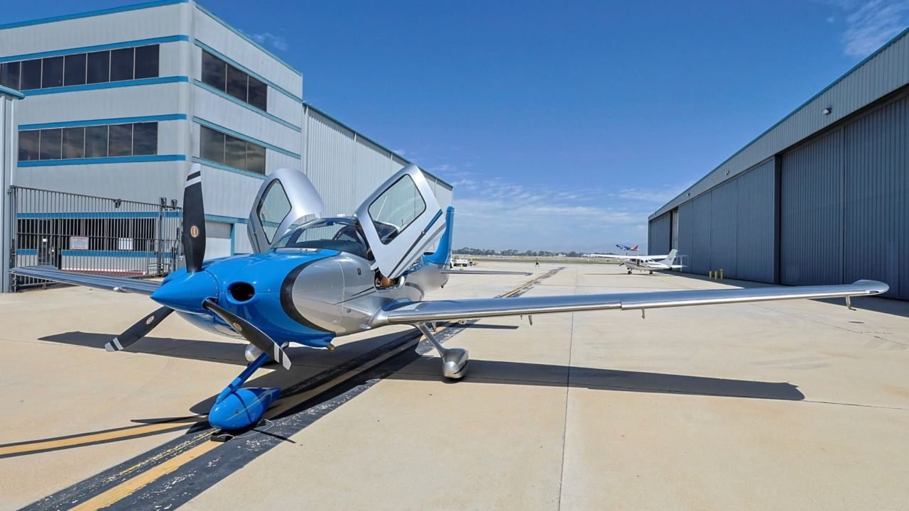 CIRRUS SR22 G5 GTS 2015