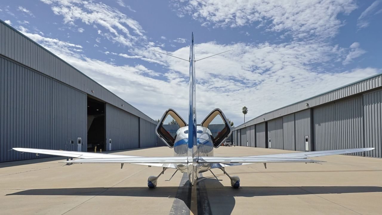 CIRRUS SR22 G5 GTS 2015