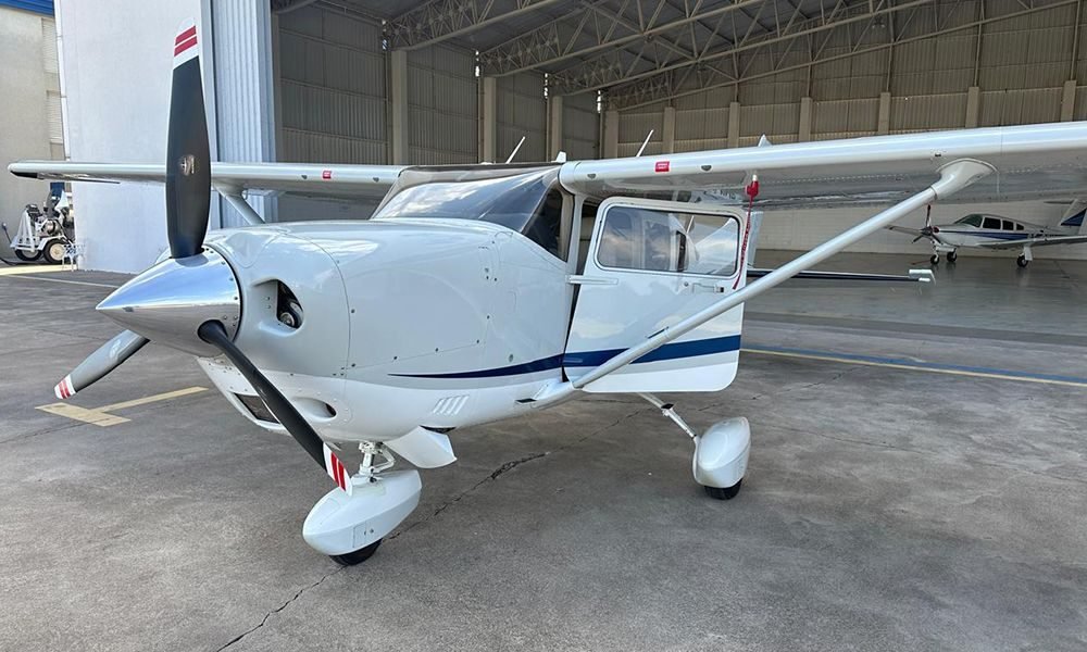 CESSNA STATIONAIR T206H 2010