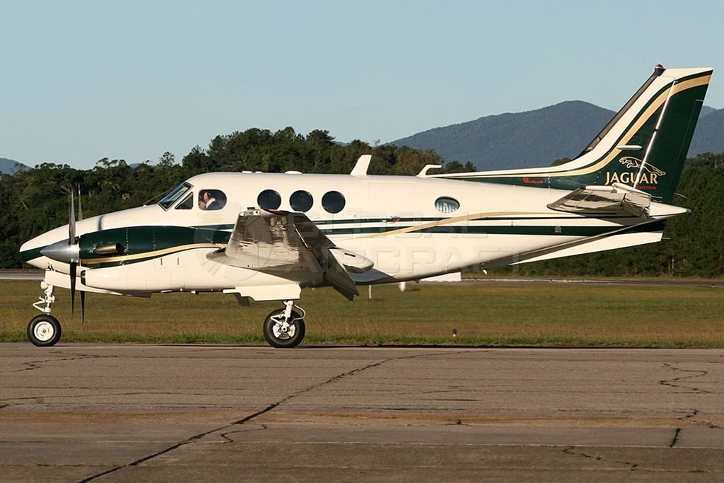 BEECHCRAFT KING AIR C90B JAGUAR EDITION 2000