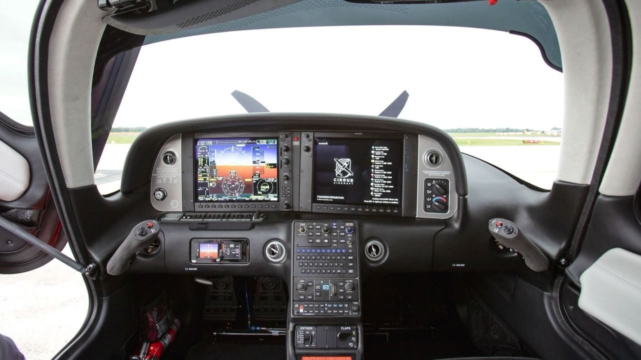 CIRRUS SR22 TURBO G6 2023