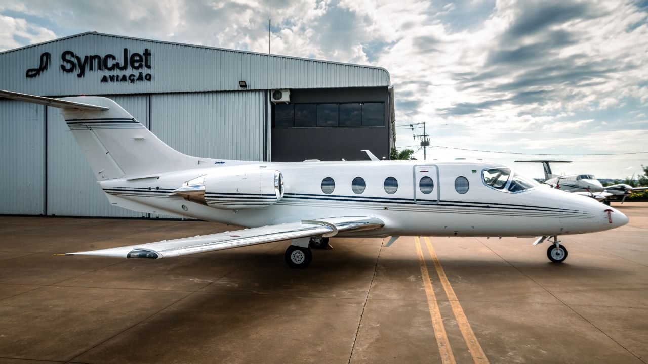 HAWKER 400XP 2008