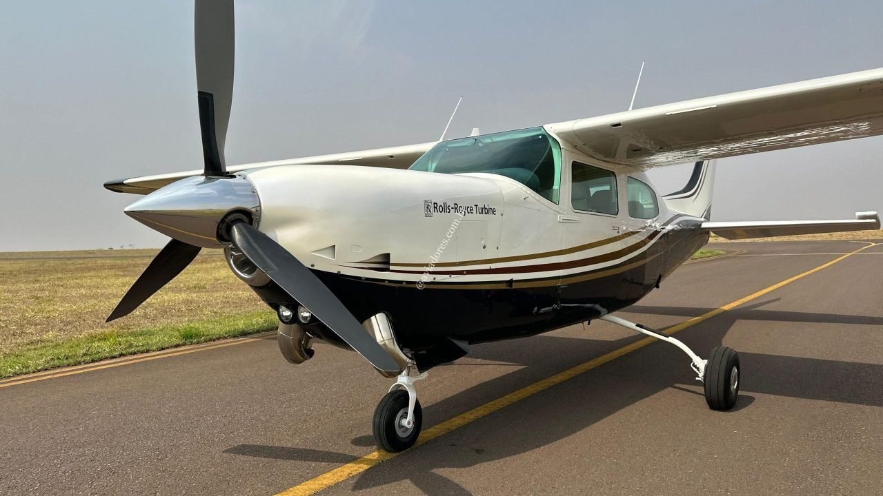 CESSNA T210M TURBOÉLICE 1977