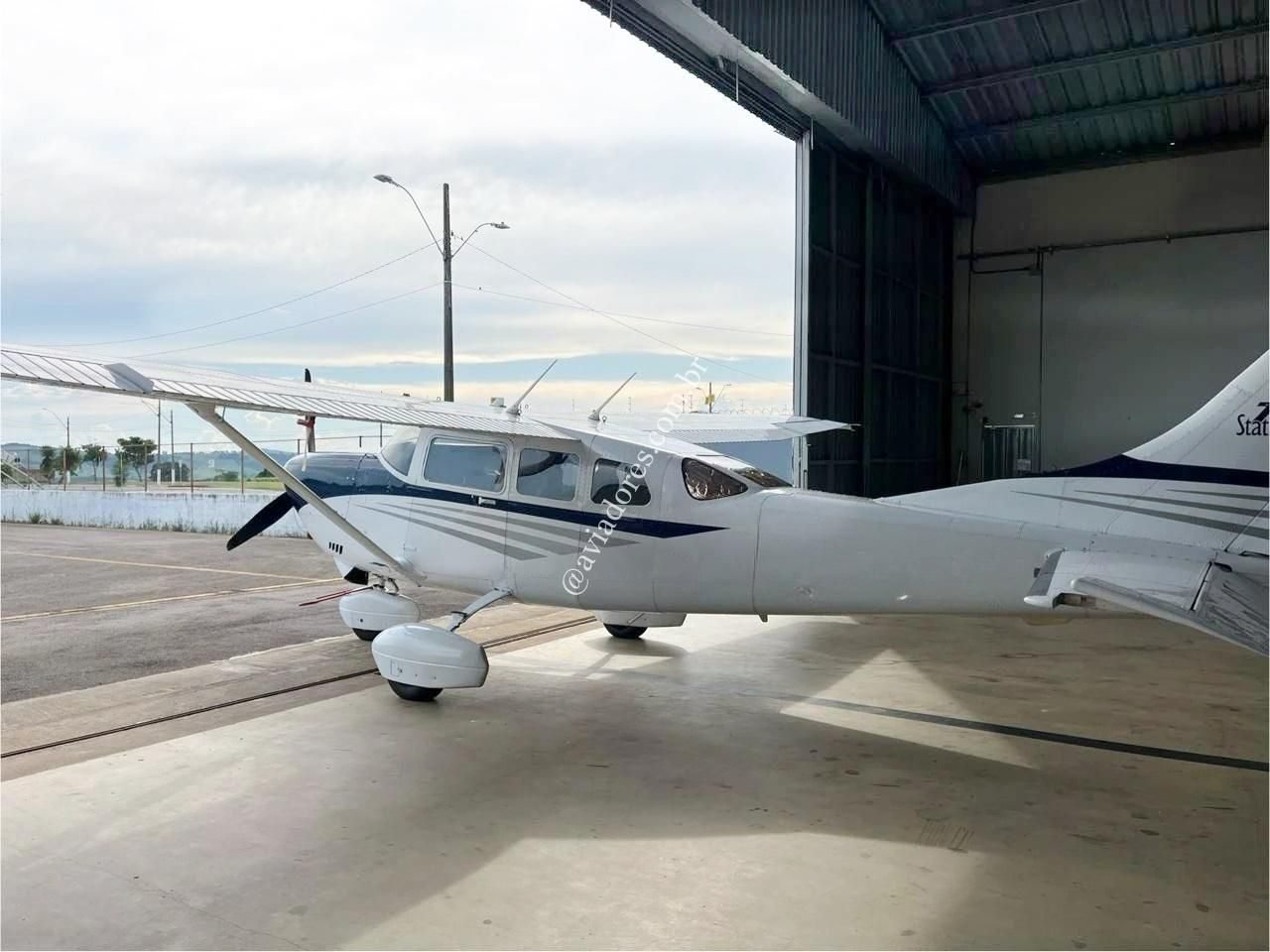 CESSNA T206H TURBO STATIONAIR 2004