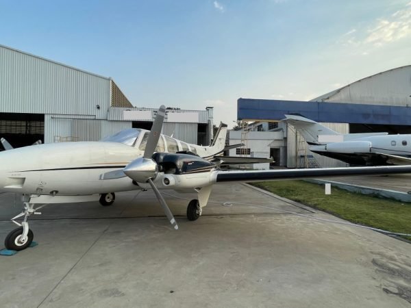 BEECHCRAFT BARON G58 2008