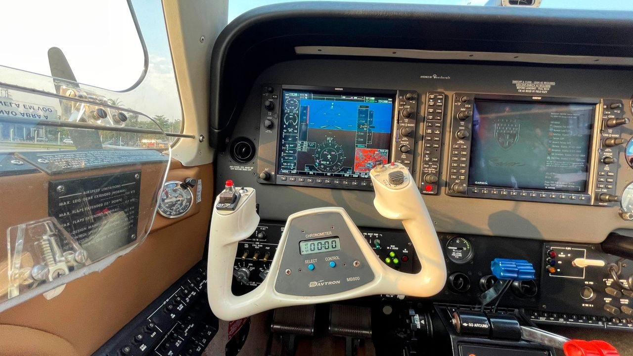 BEECHCRAFT BARON G58 2008