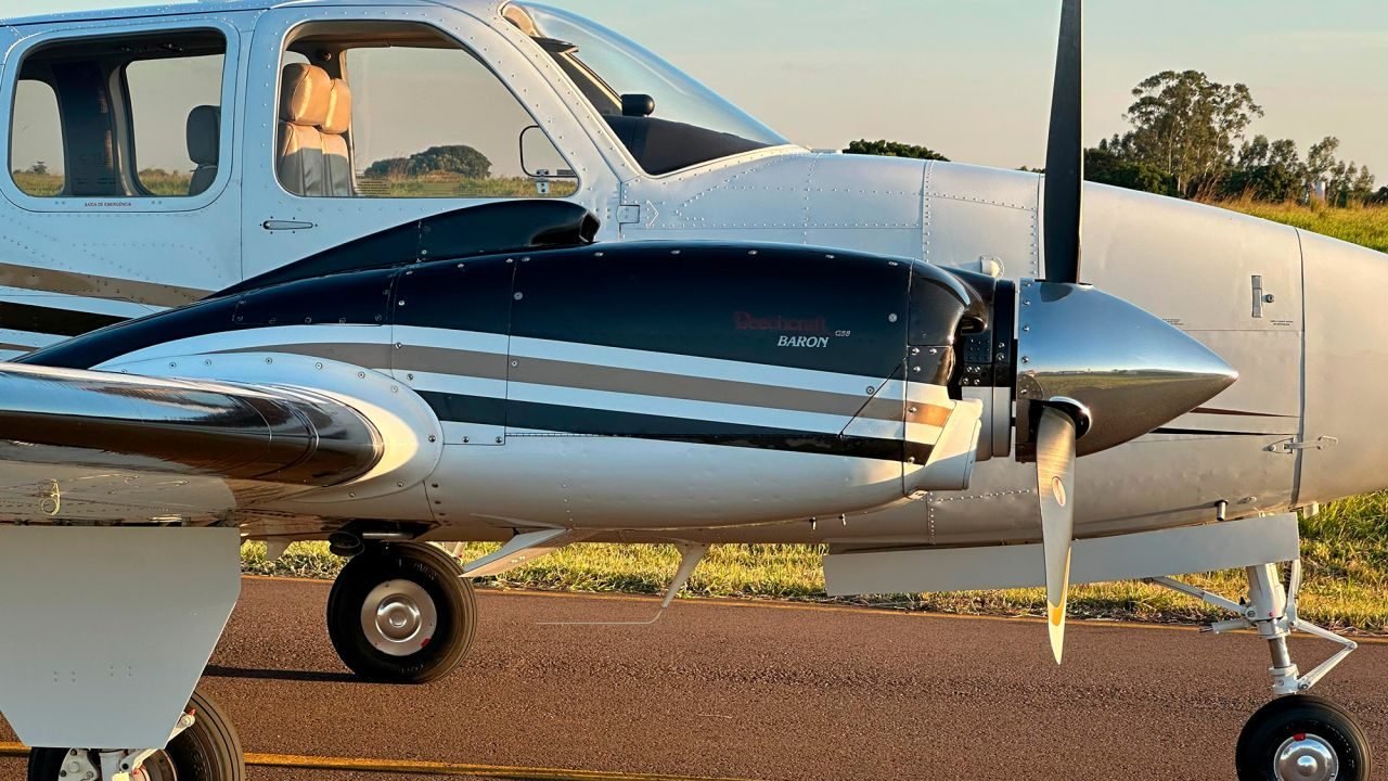 BEECHCRAFT BARON G58 2008