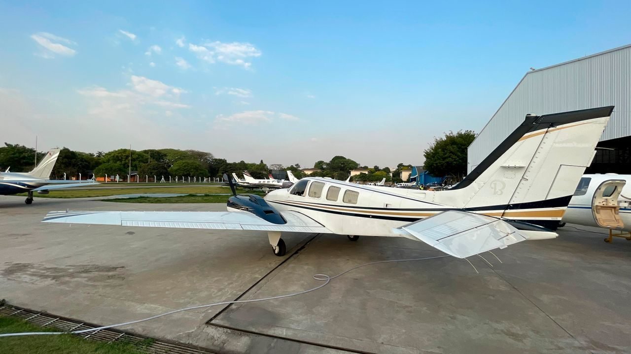 BEECHCRAFT BARON G58 2008