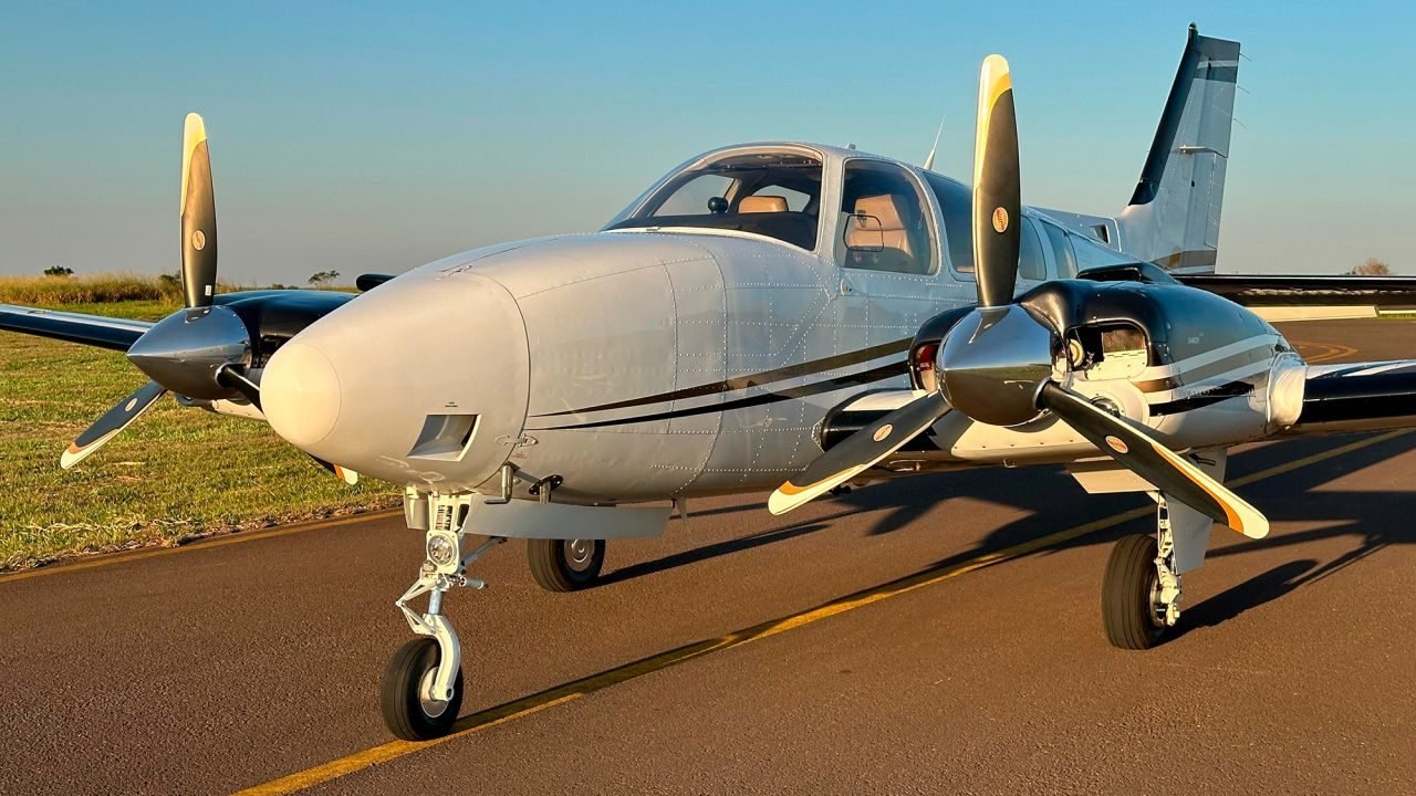 BEECHCRAFT BARON G58 2008