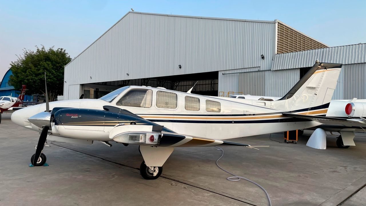 BEECHCRAFT BARON G58 2008