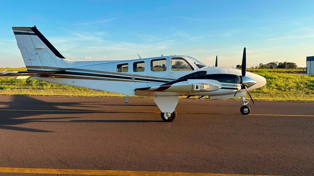 BEECHCRAFT BARON G58 2008