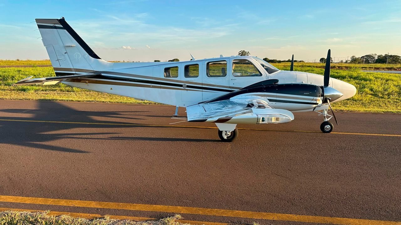 BEECHCRAFT BARON G58 2008