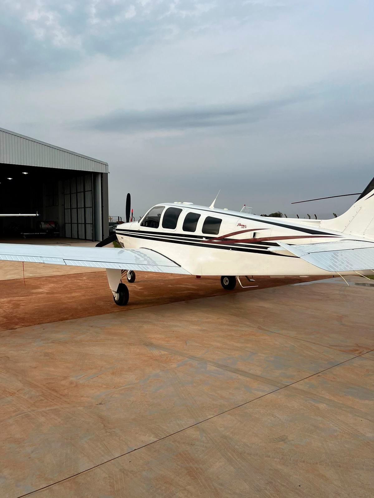 BEECHCRAFT BONANZA A36 2003