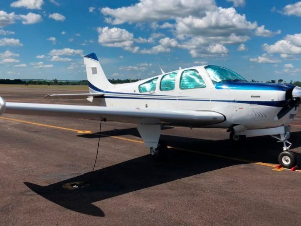 BEECHCRAFT BONANZA F33A 1992