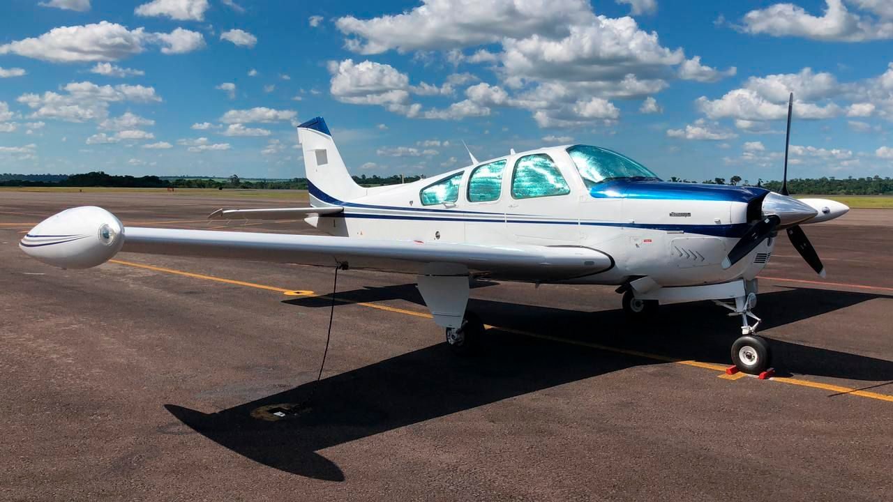 BEECHCRAFT BONANZA F33A 1992