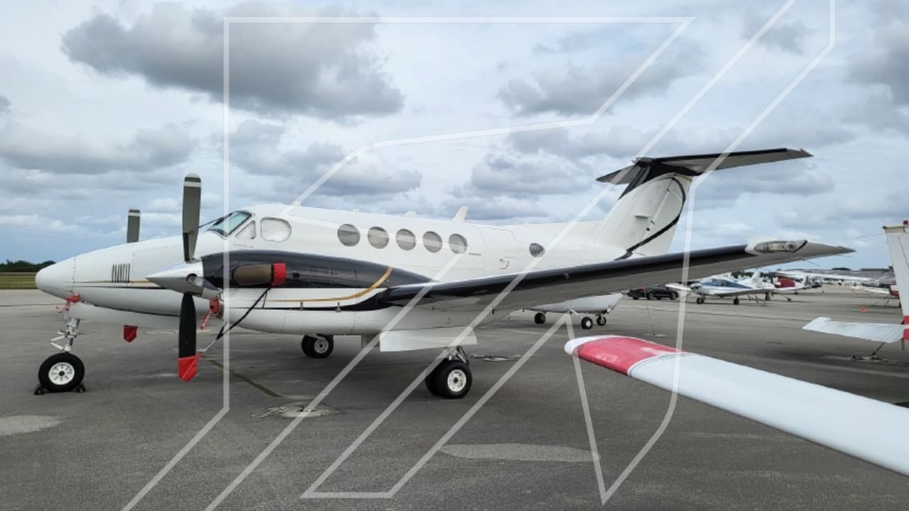 BEECHCRAFT KING AIR B200 1985