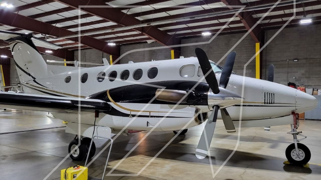 BEECHCRAFT KING AIR B200 1985