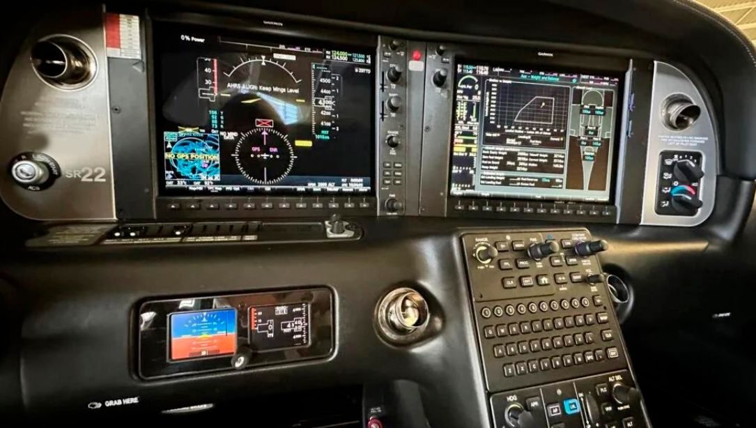 CIRRUS SR22 G6 GTS 2019