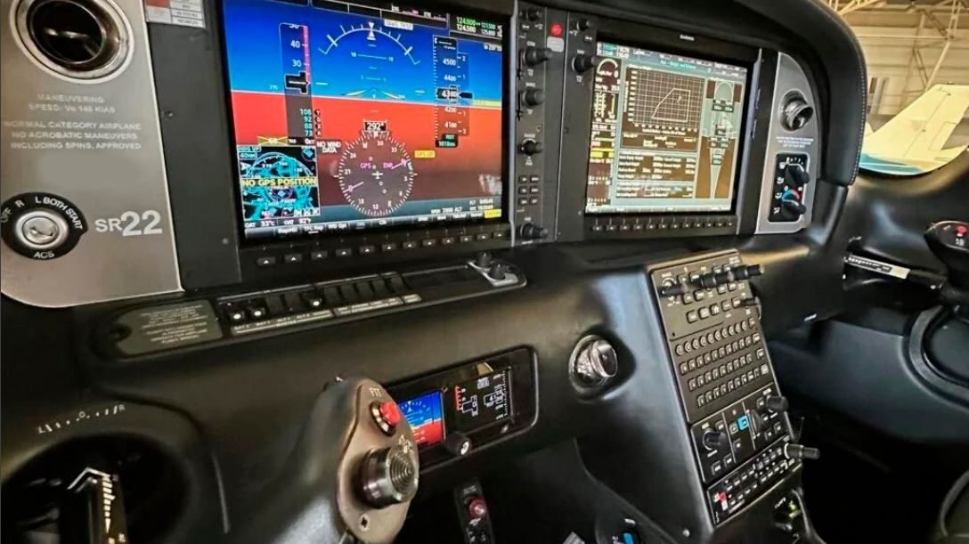 CIRRUS SR22 G6 GTS 2019