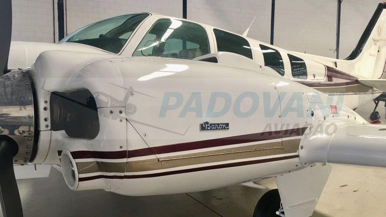 BEECHCRAFT BARON B-58 1992