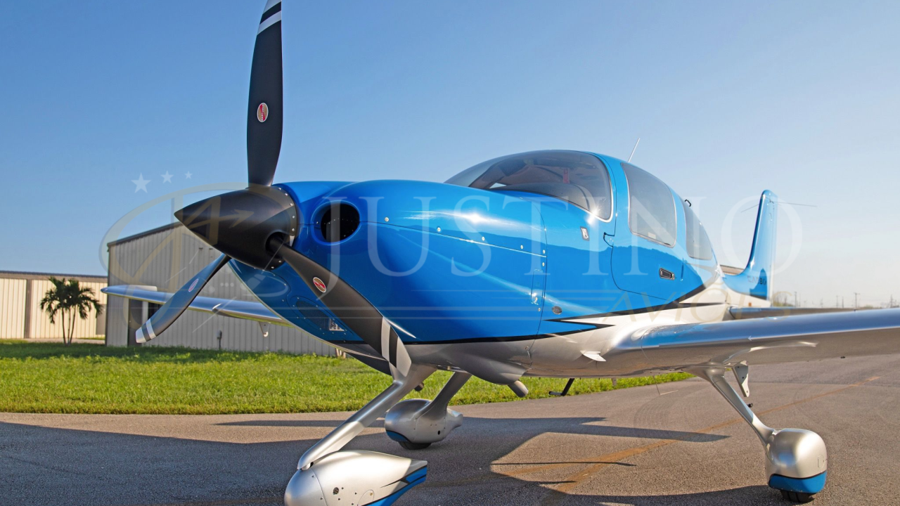 CIRRUS SR22 G6 GTS CARBON 2023