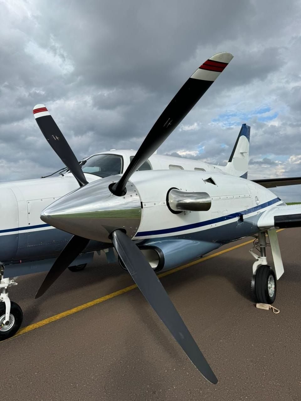 PIPER CHEYENNE II 1981