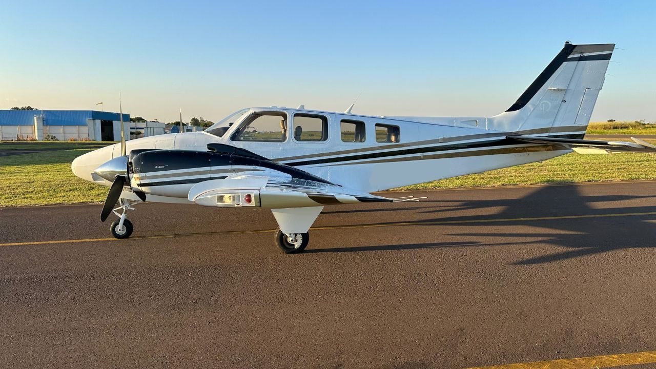 BEECHCRAFT BARON G58 2008