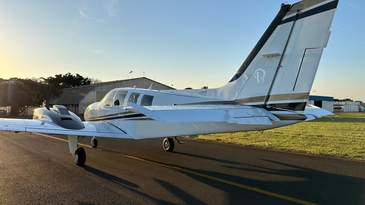 BEECHCRAFT BARON G58 2008