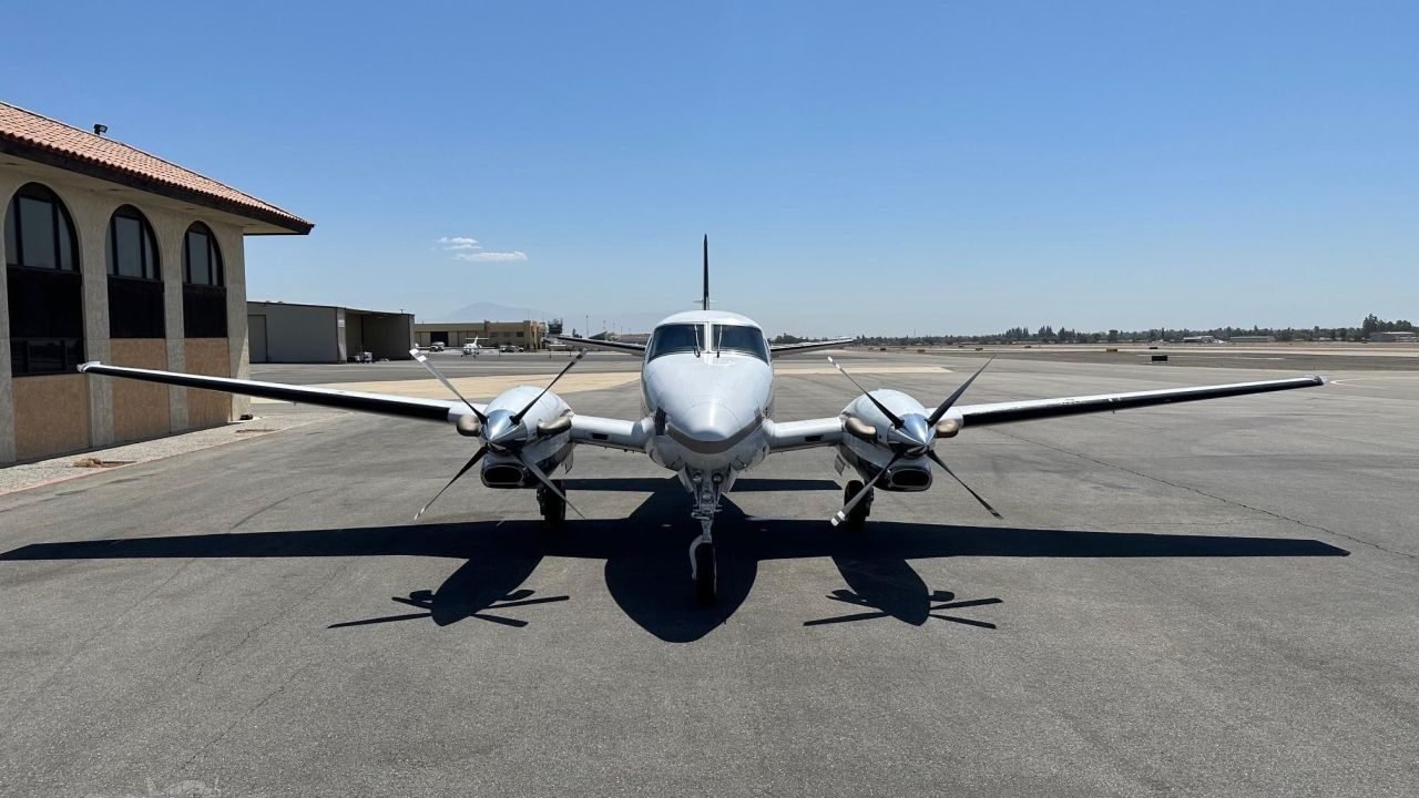 BEECHCRAFT KING AIR C90B 1998