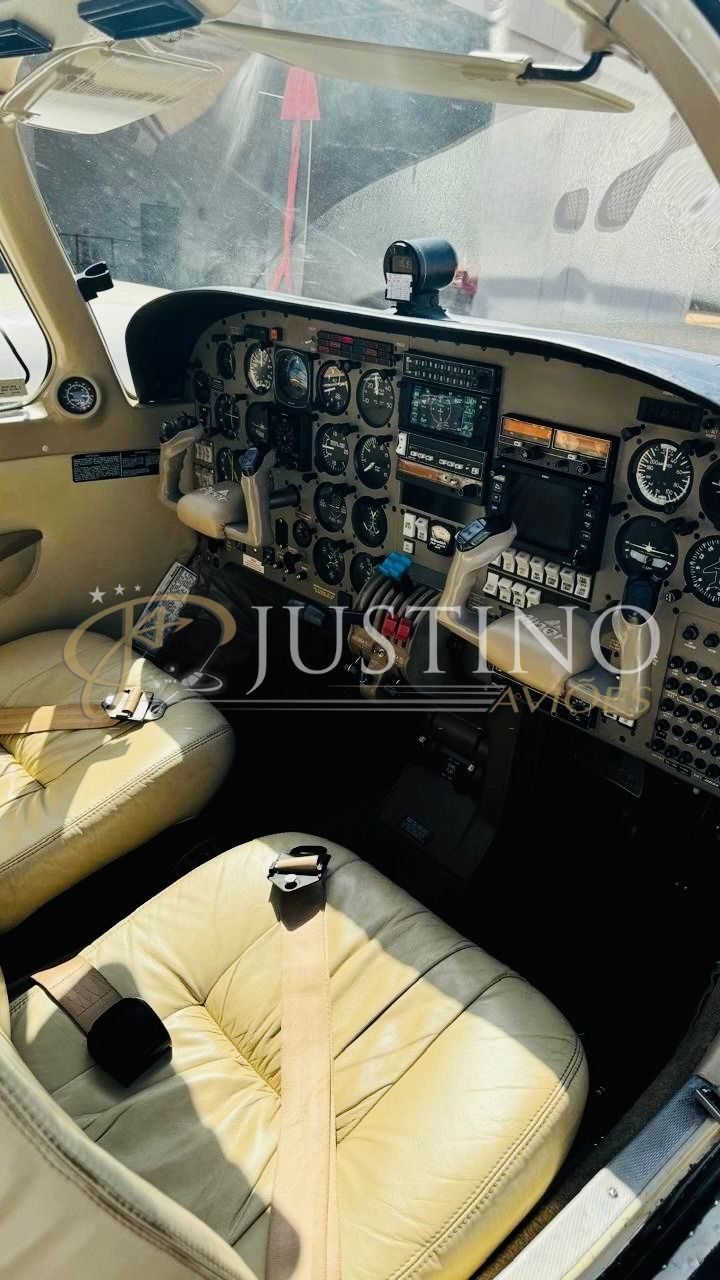 PIPER SENECA IV 1995